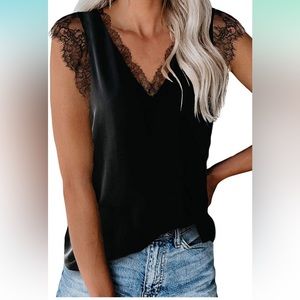 NWT Womens lace trim cami